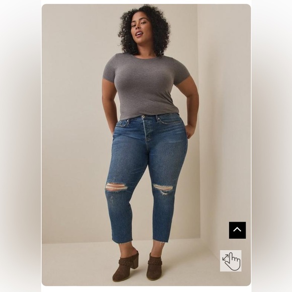 Torrid Straight Classic Denim High-Rise Distressed Cropped Studded Jeans 22R - Picture 13 of 13